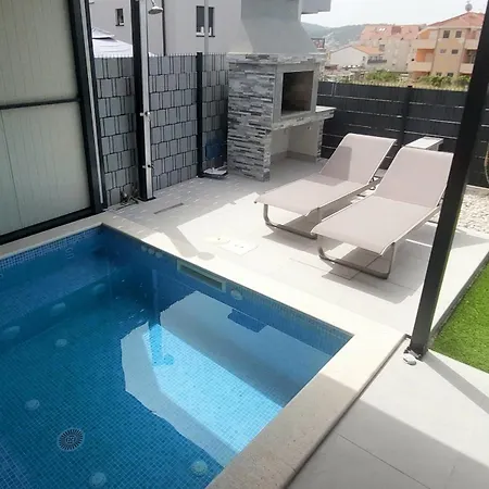 Lejlighed Unique - Garden With Private Heated Massage Pool Only For