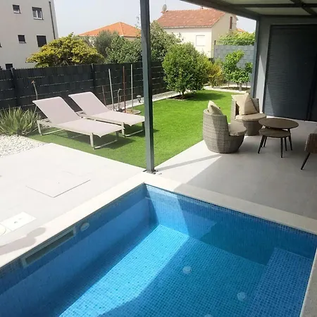 Unique - Garden With Private Heated Massage Pool Only For Appartamento *